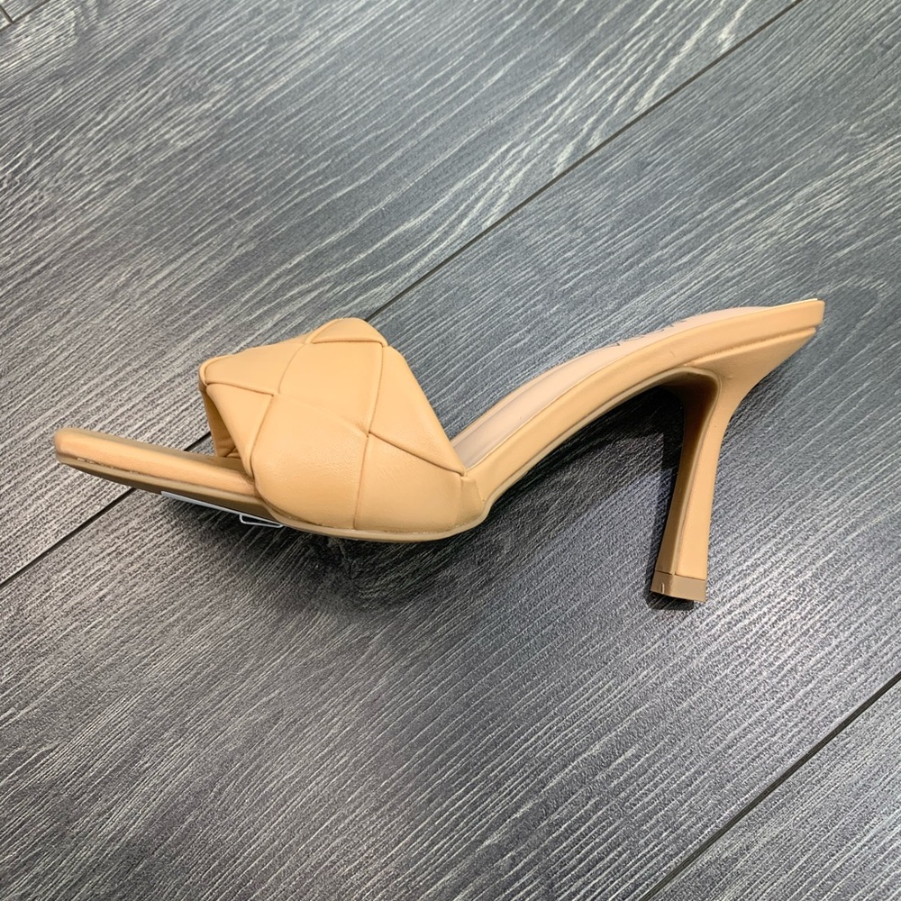 CAMEL WOVEN FAUX LEATHER MULES - Picture 5 of 6